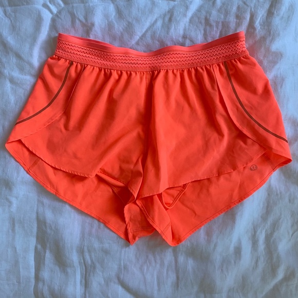 LULULEMON Shorts // Split Second in Grapefruit - Picture 2 of 10
